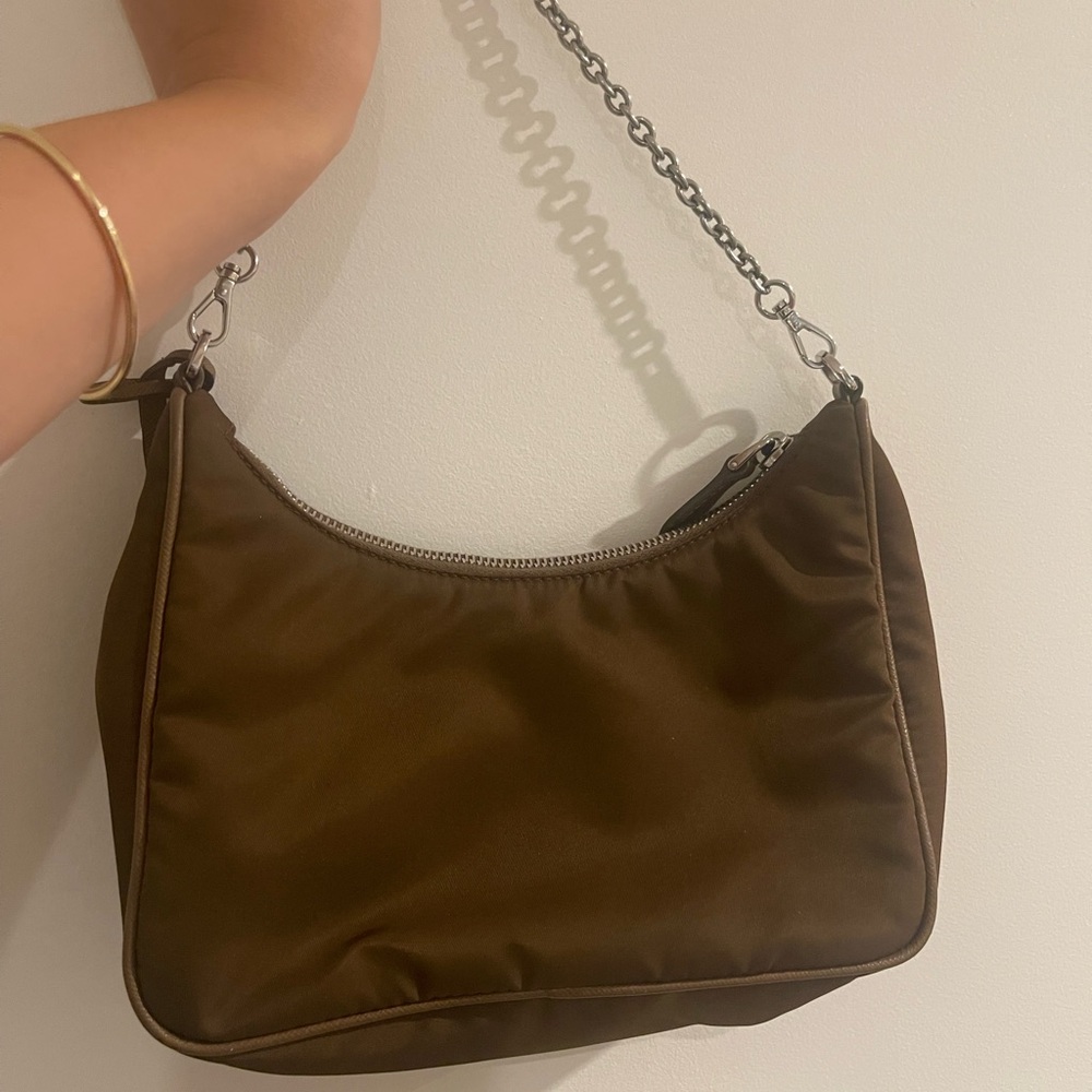 PRADA Tessuto Re-Edition Hobo Great condition - Picture 2 of 7